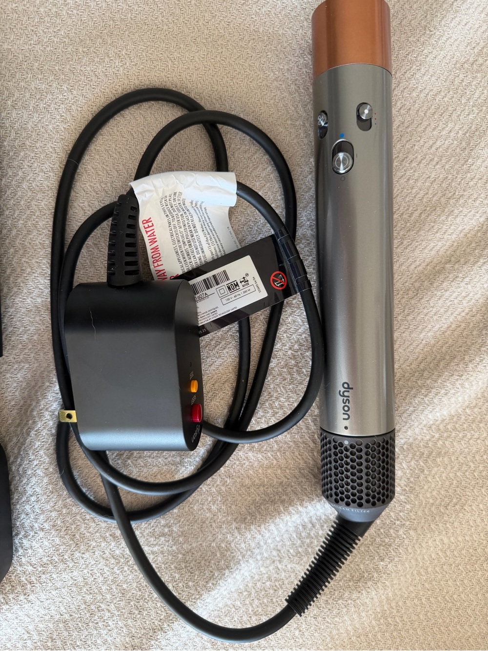 Dyson Airwrap Hair Styler Set in Silver and Copper - Picture 2 of 5